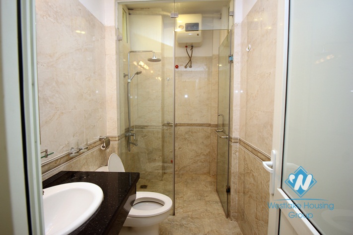 Nice and cheap one bedroom apartment for rent in Nghi Tam village, Tay Ho, Hanoi 